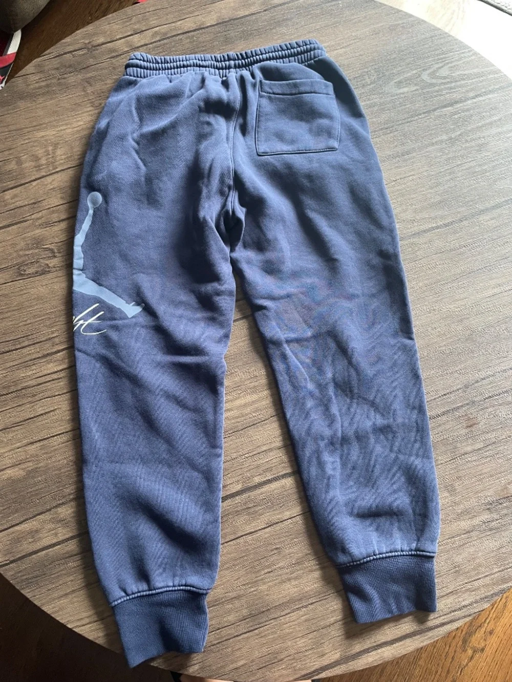 Boys Jordan Navy Sweatpants and Hoodie Set